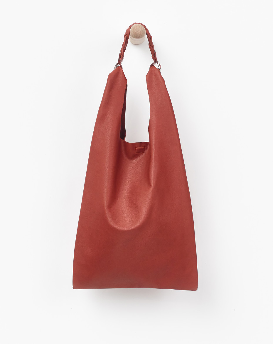Shopper_Front_Carmine.jpg